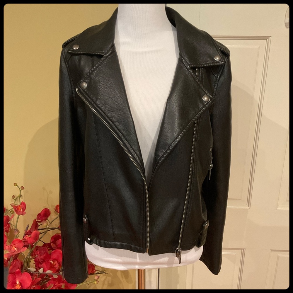 ❤️PRICE DROP ❤️Blank NYC Faux Leather Moto Jacket